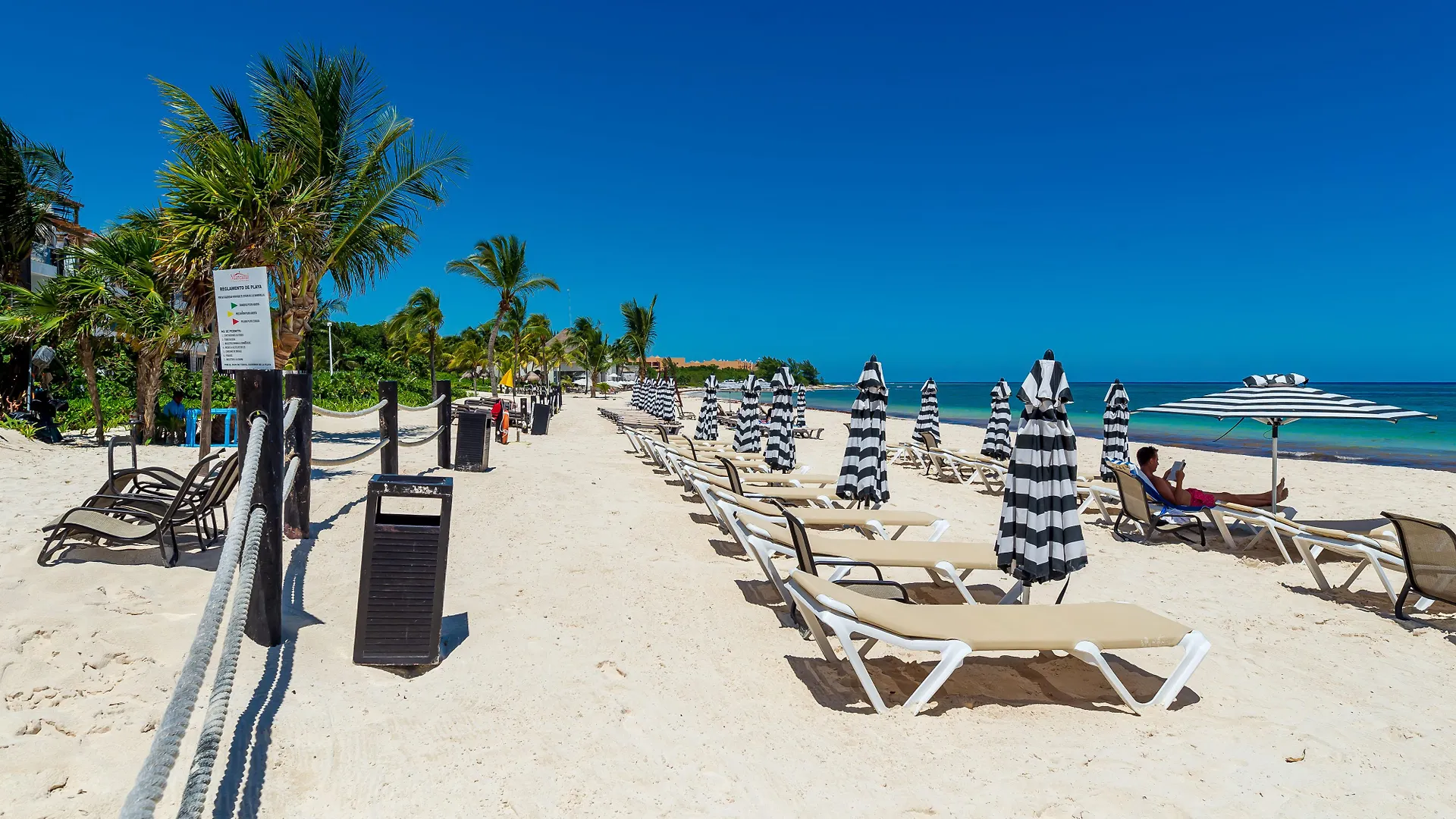 Mareazul Beach Front Resort Playa Del Carmen 4*,  Messico