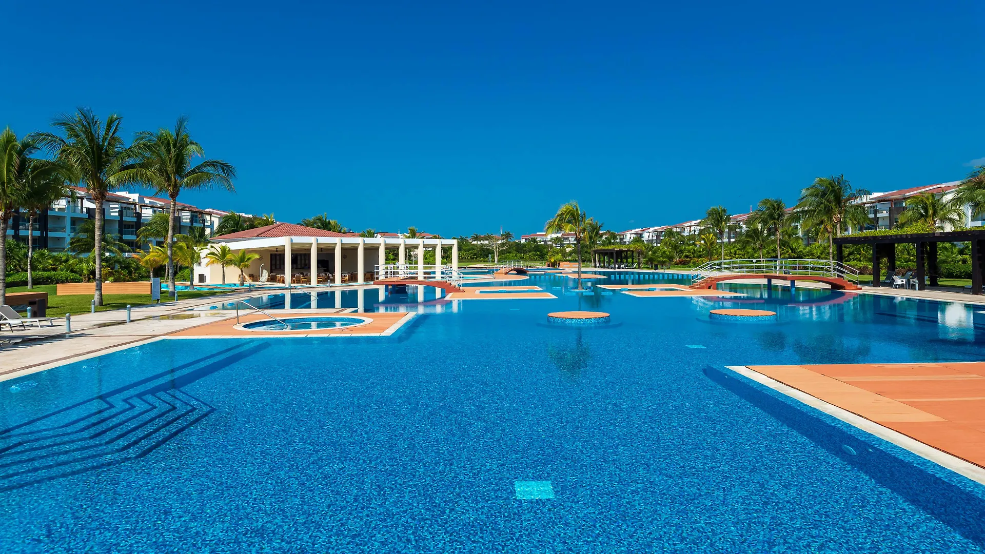 Mareazul Beach Front Resort Playa Del Carmen Aparthotel