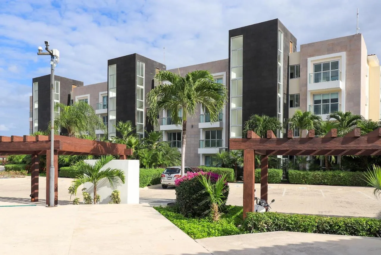 Mareazul Beach Front Resort Playa Del Carmen 4*,