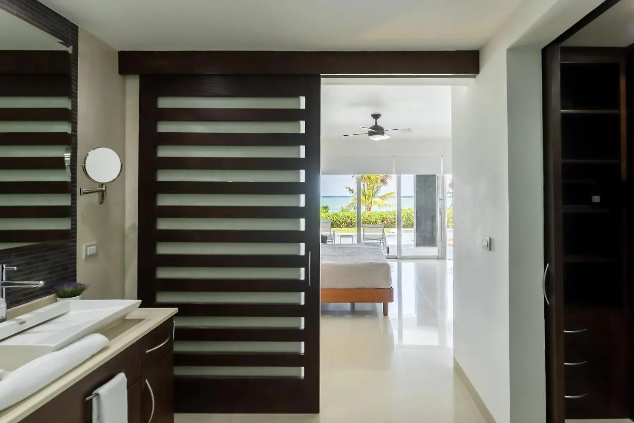 Mareazul Beach Front Resort Playa Del Carmen Apartmanhotel
